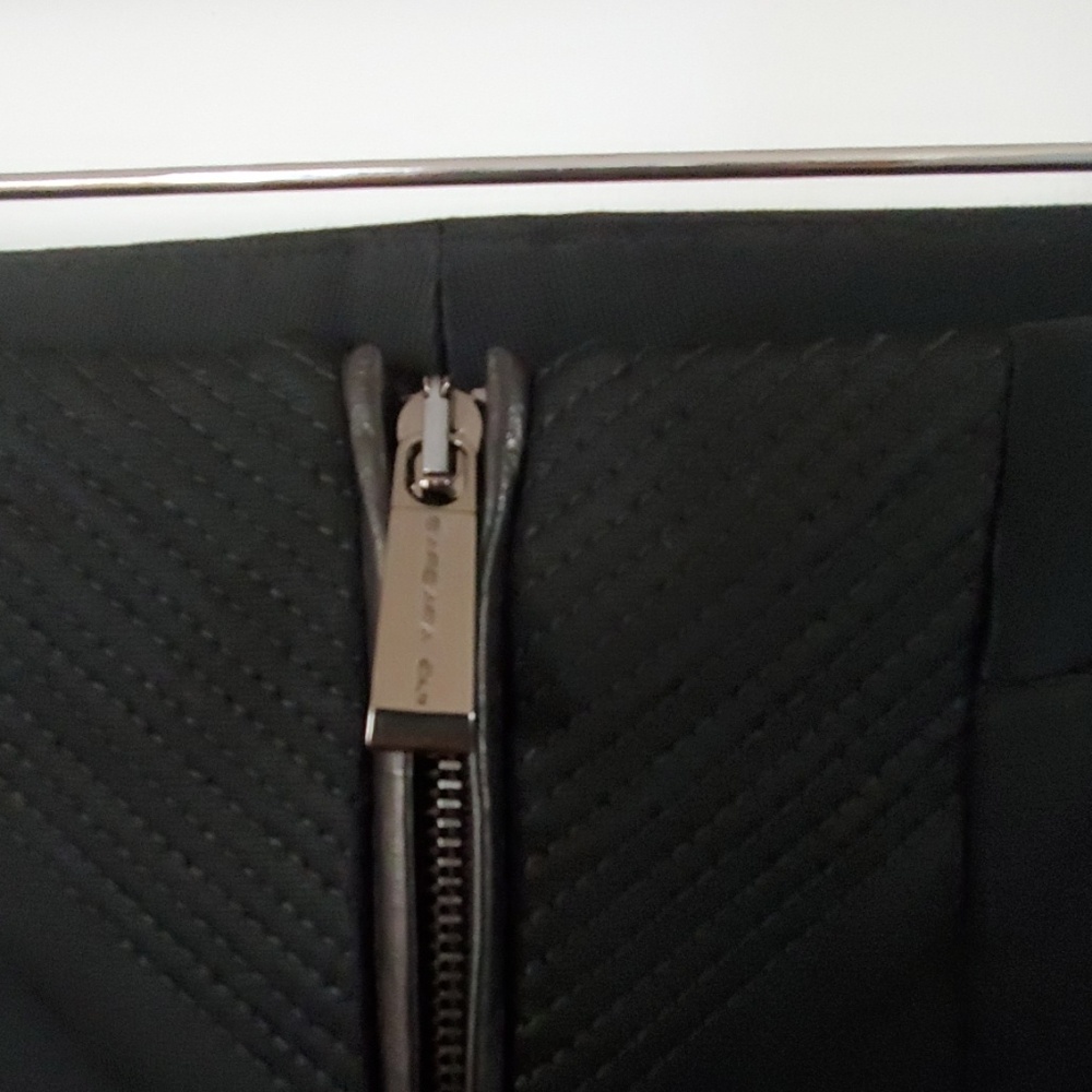Pants - Picture 6 of 8